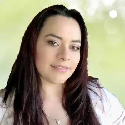 Elizabeth (Liz) Salazar Loan Officer